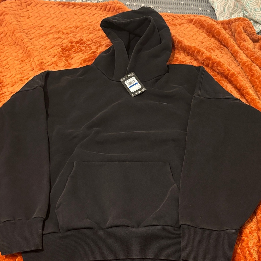 Under Armour Men's Black Hoodie